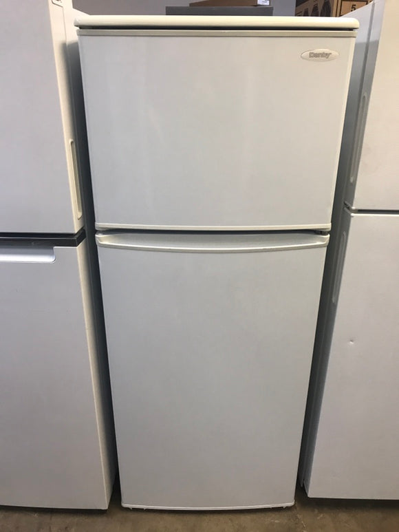 Danby - 12 Cu.ft - White - Refrigerator Top Freezer - 67638114448 - Refurbished - 4937